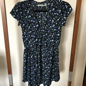 Kimchi Blue Urban Outfitters Small T-shirt Dress